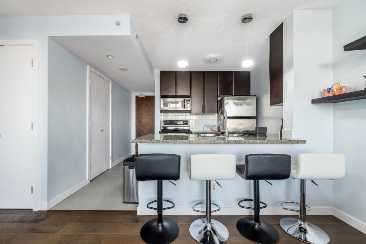 Downtown 1 Bedroom Water View Condo Vancouver Eksteriør billede