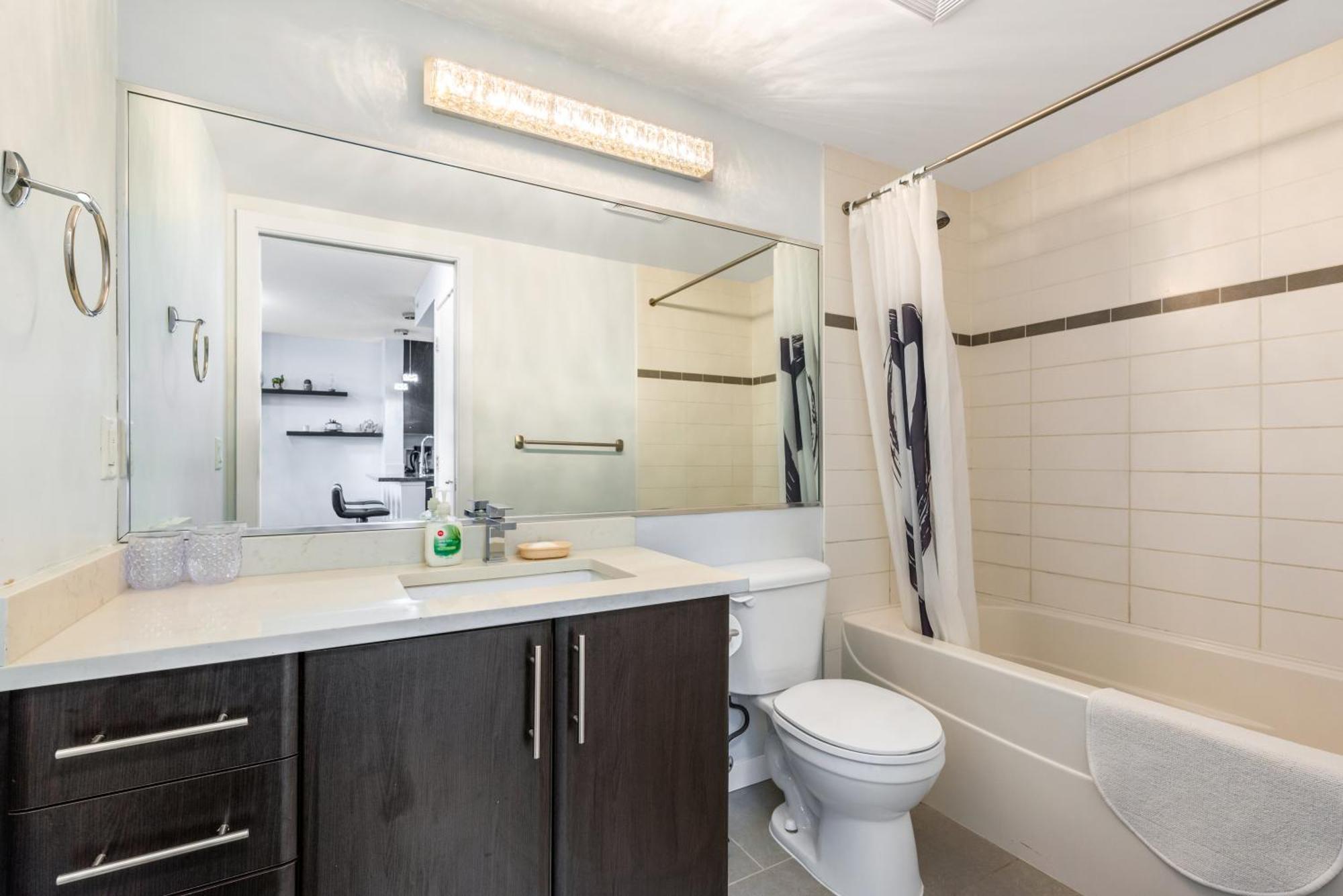 Downtown 1 Bedroom Water View Condo Vancouver Eksteriør billede